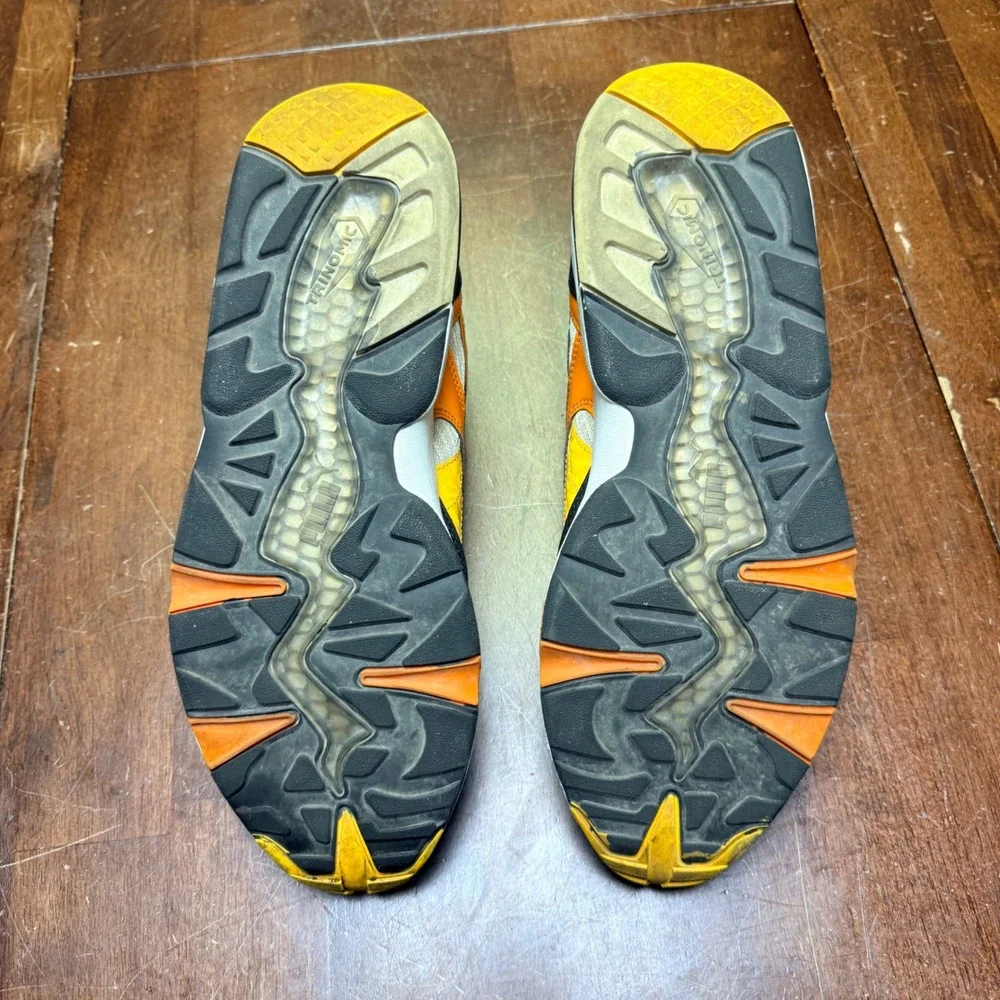 Puma Trinomic R698 Sneakers Mens 11.5 Orange‎ Yellow Black 358014 01